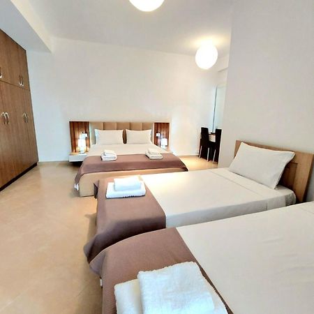 Elizabeth Apartments Himare Esterno foto
