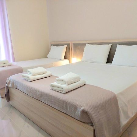 Elizabeth Apartments Himare Esterno foto